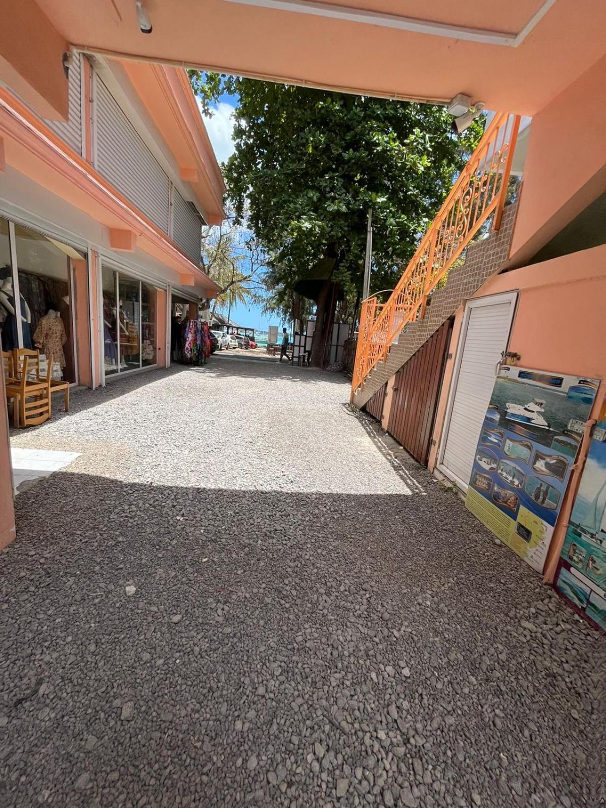 Ebrahim Flats - Grand Baie Beach Kültér fotó