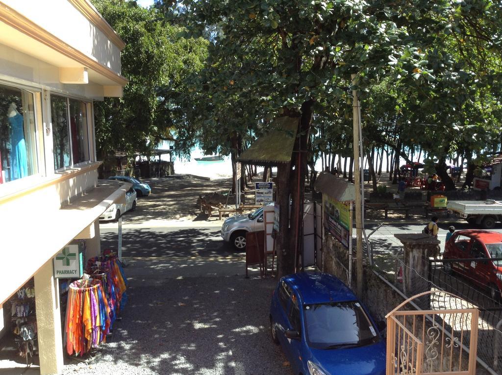 Ebrahim Flats - Grand Baie Beach Kültér fotó